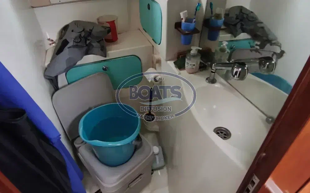 slider 8 Beneteau Antares 8