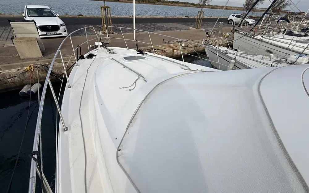 slider 3 Sea Ray 455 Sedan Bridge