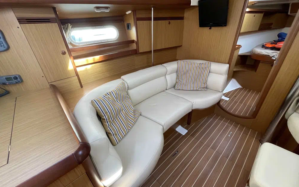 slider 7 Jeanneau Sun Odyssey 45