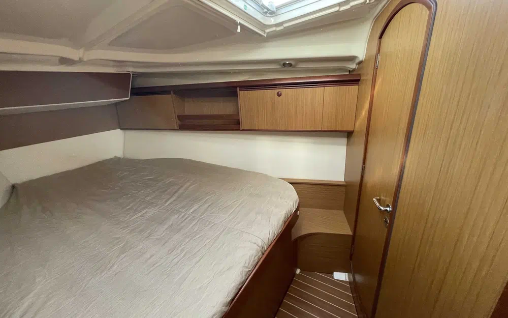 slider 16 Jeanneau Sun Odyssey 45