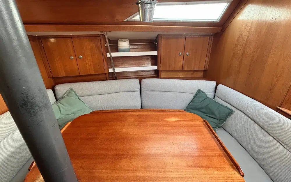 slider 13 Jeanneau Sun Odyssey 33.1