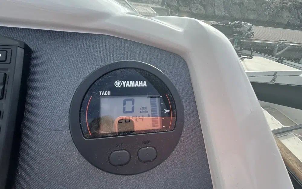 slider 12 Jeanneau Cap Camarat 6.5 DC