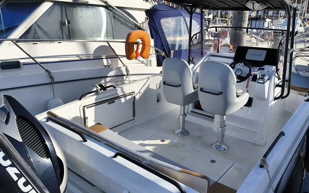 slider 13 Beneteau Flyer 8 SPACEdeck