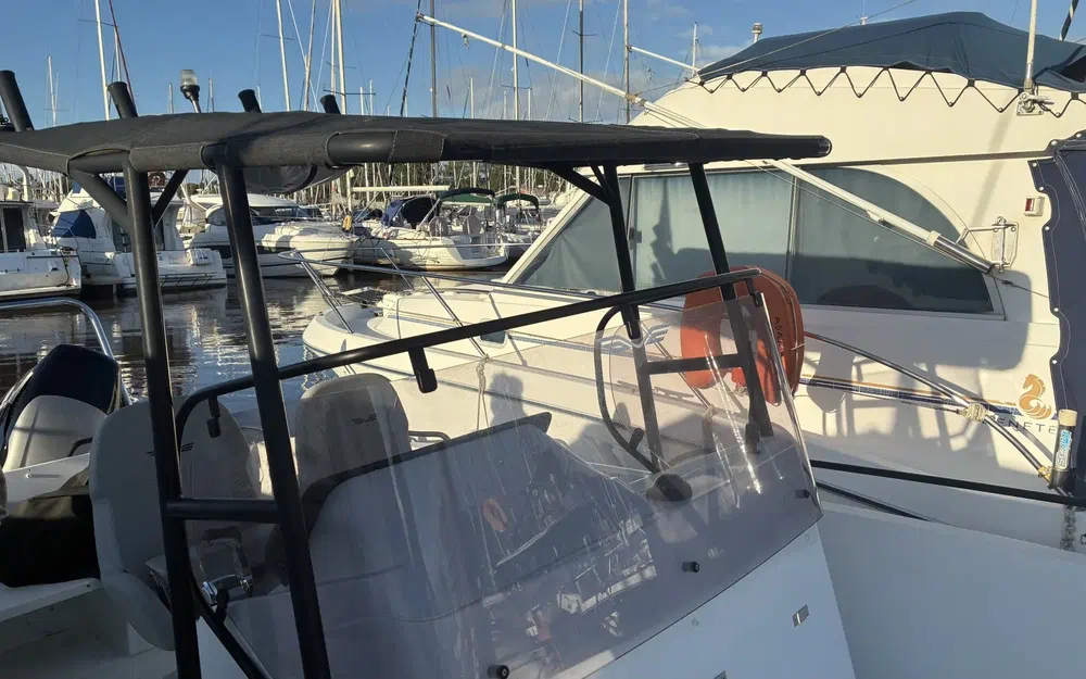 slider 4 Beneteau Flyer 8 SPACEdeck