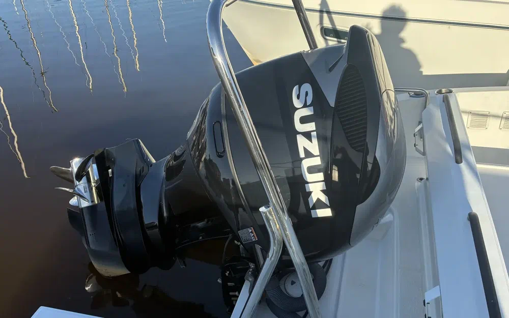 slider 8 Beneteau Flyer 8 SPACEdeck