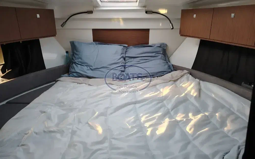 slider 11 Beneteau Antares 9 OB