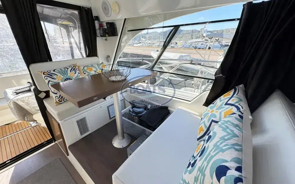 slider 5 Beneteau Antares 9 OB