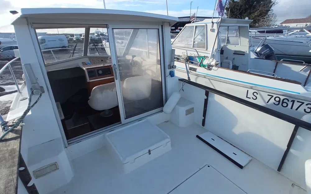 slider 11 Beneteau Antares 680