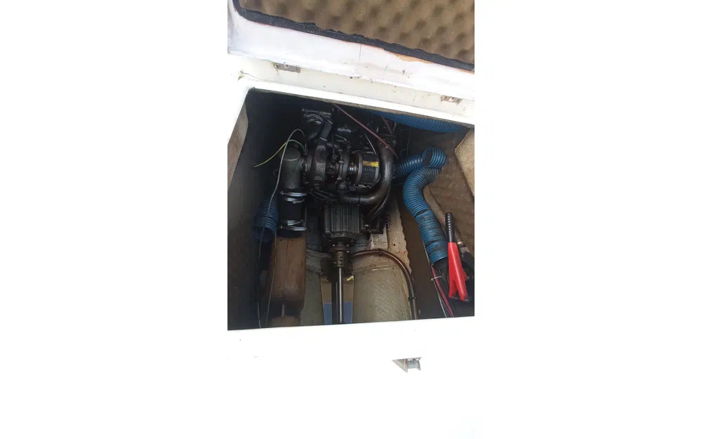 slider 17 Beneteau Antares 680