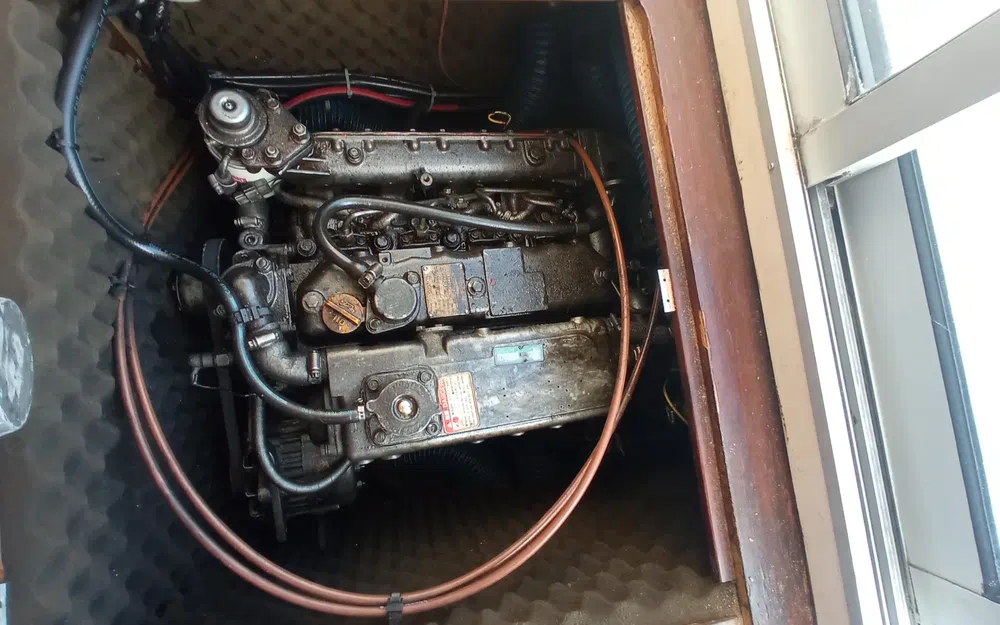 slider 19 Beneteau Antares 680