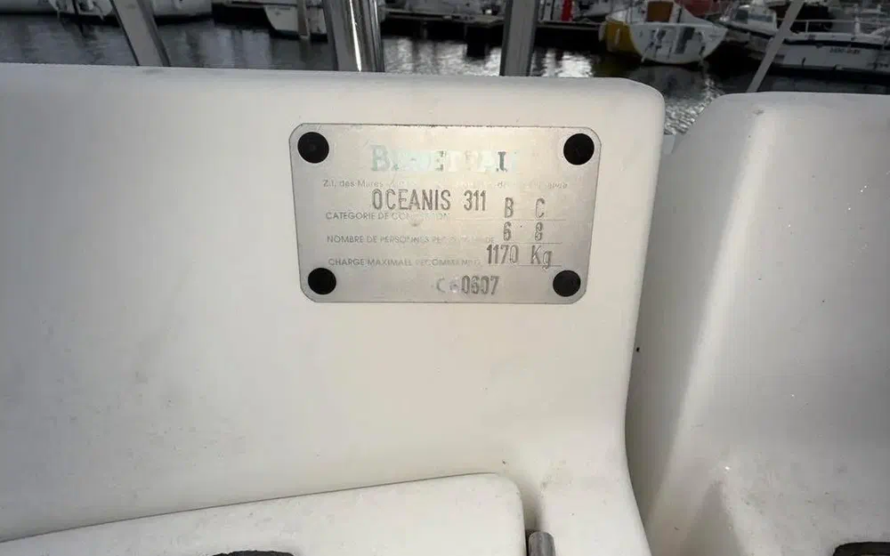 slider 14 Beneteau Oceanis 311 Clipper