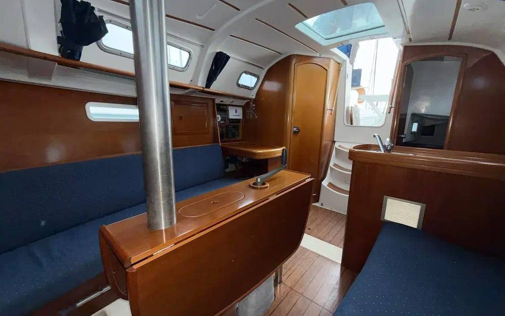 slider 19 Beneteau Oceanis 311 Clipper