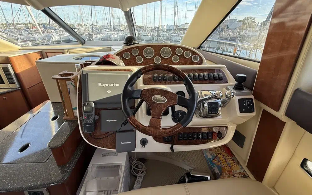 slider 14 Meridian Yacht 341