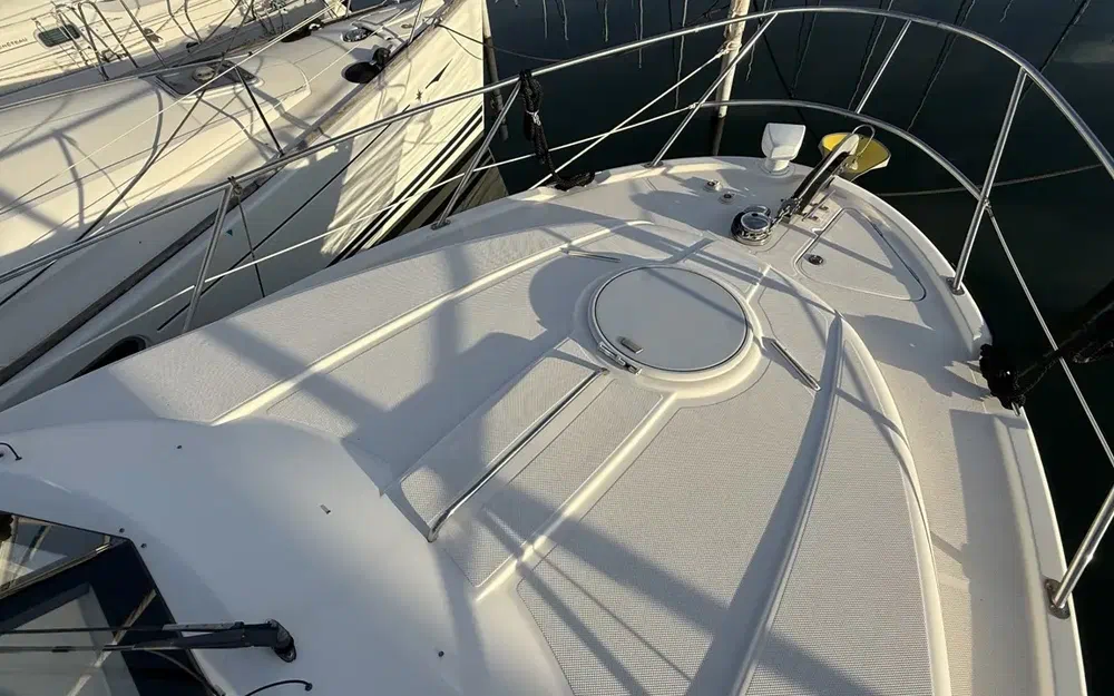 slider 3 Meridian Yacht 341