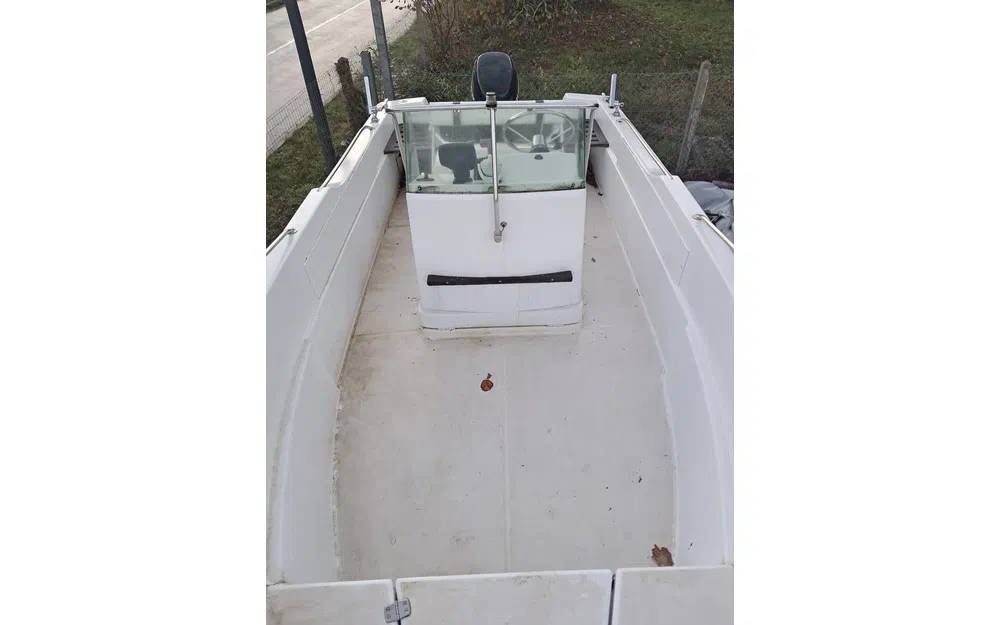 slider 12 Jeanneau Cap Camarat 575