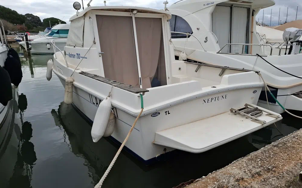 slider 16 Rodman 700