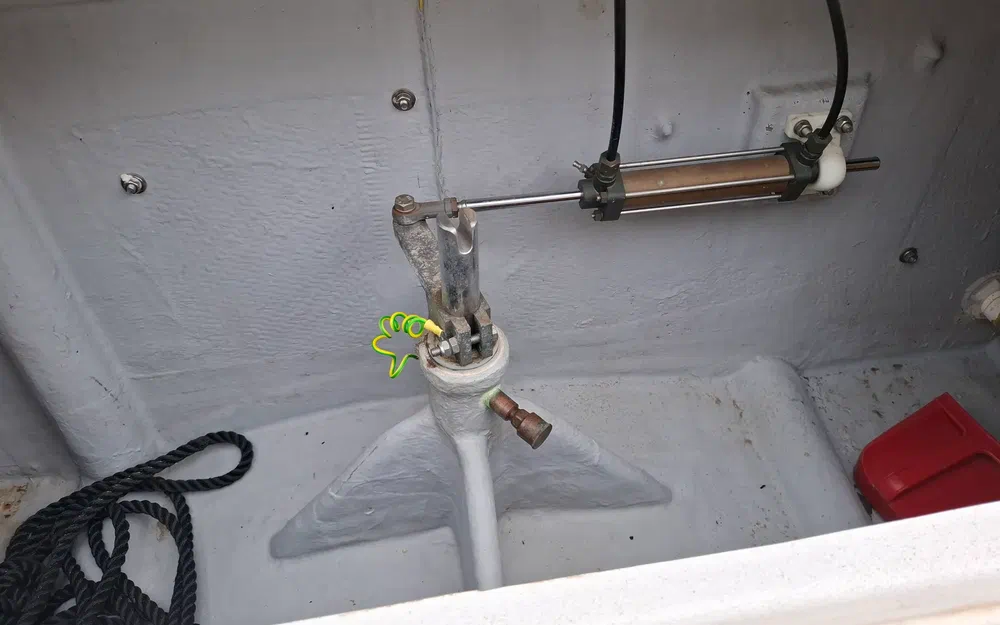 slider 27 Rodman 700