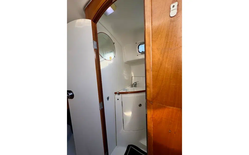 slider 11 Beneteau Flyer 701