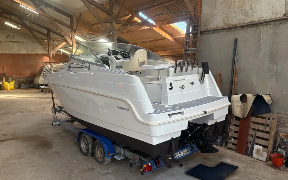 slider 3 Beneteau Flyer 701