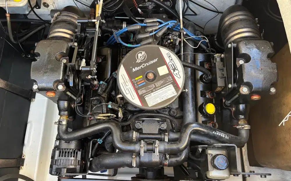 slider 4 Beneteau Flyer 701