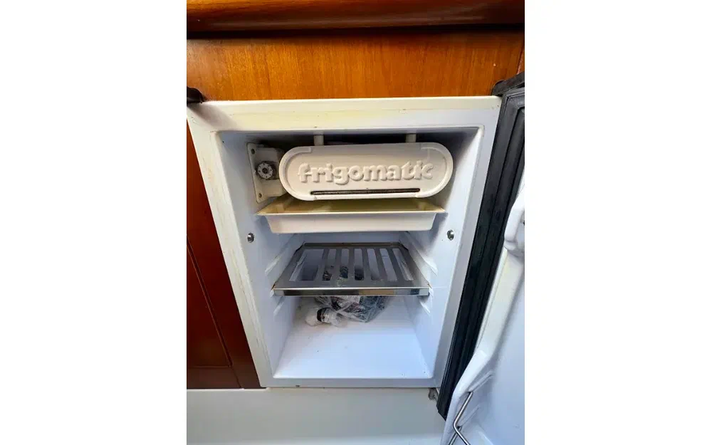 slider 8 Beneteau Flyer 701