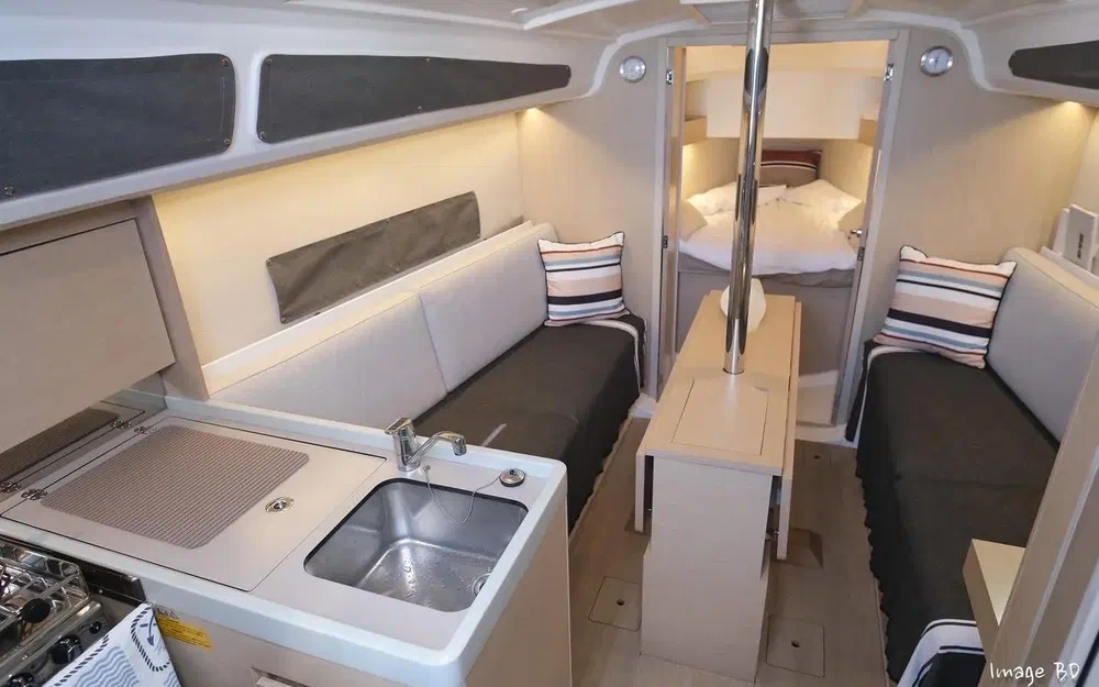 slider 21 Beneteau Oceanis 30.1