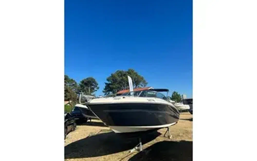 slider 0 Sea Ray 220 Sunsport