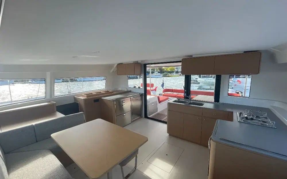 slider 4 Excess Catamarans Excess 14