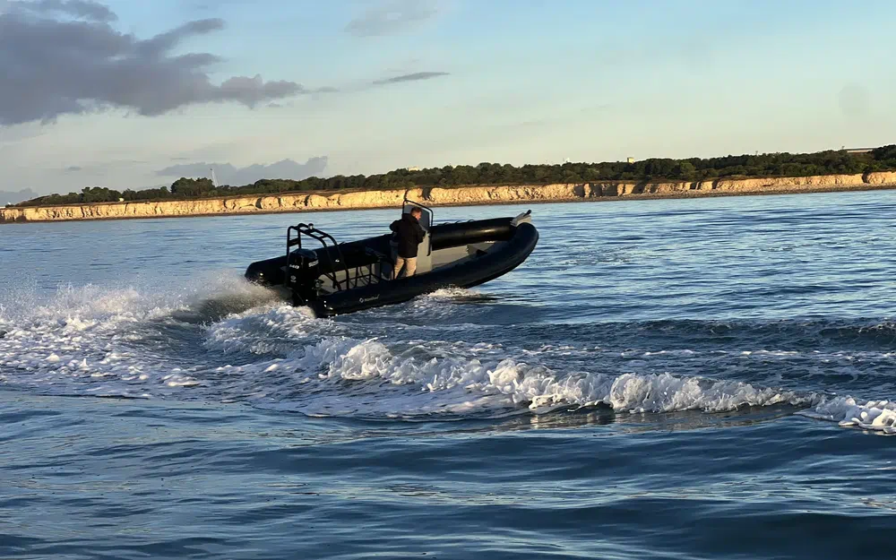 slider 1 Navisoul 650