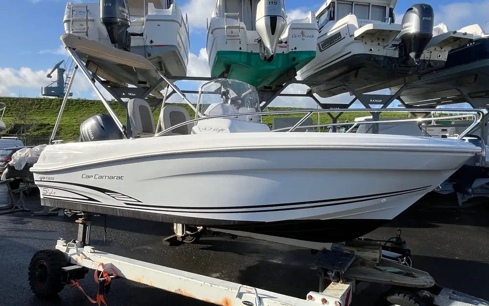 slider 0 Jeanneau Cap Camarat 4.7 CC