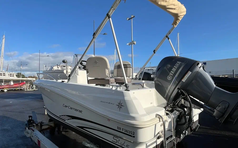 slider 3 Jeanneau Cap Camarat 4.7 CC