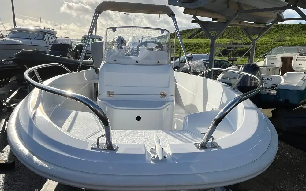 slider 5 Jeanneau Cap Camarat 4.7 CC