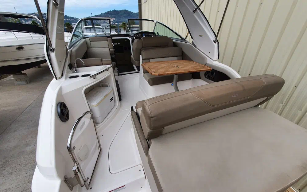 slider 6 Regal 28 Express