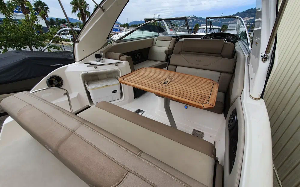 slider 5 Regal 28 Express