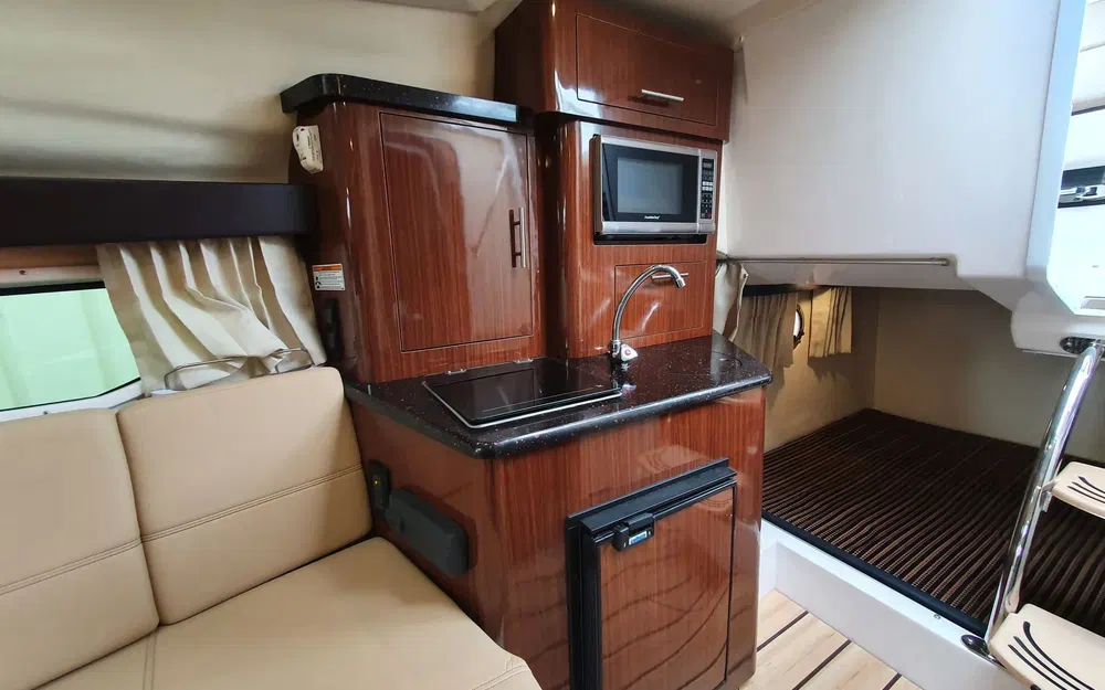 slider 11 Regal 28 Express