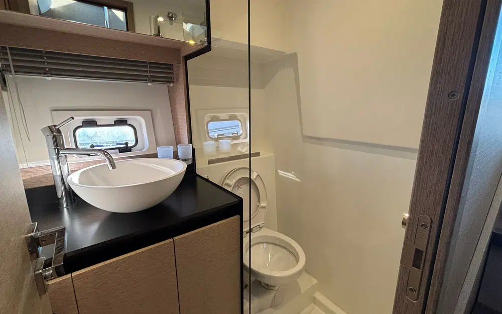 slider 23 Jeanneau Prestige 420 Fly