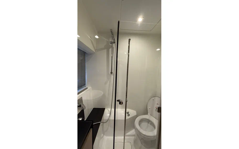 slider 33 Jeanneau Prestige 420 Fly