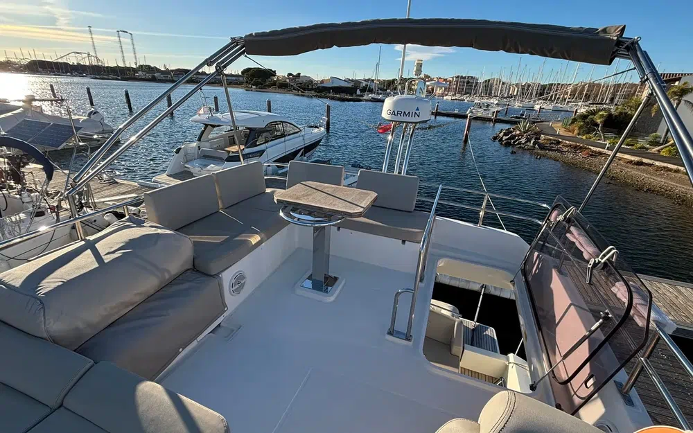 slider 40 Jeanneau Prestige 420 Fly