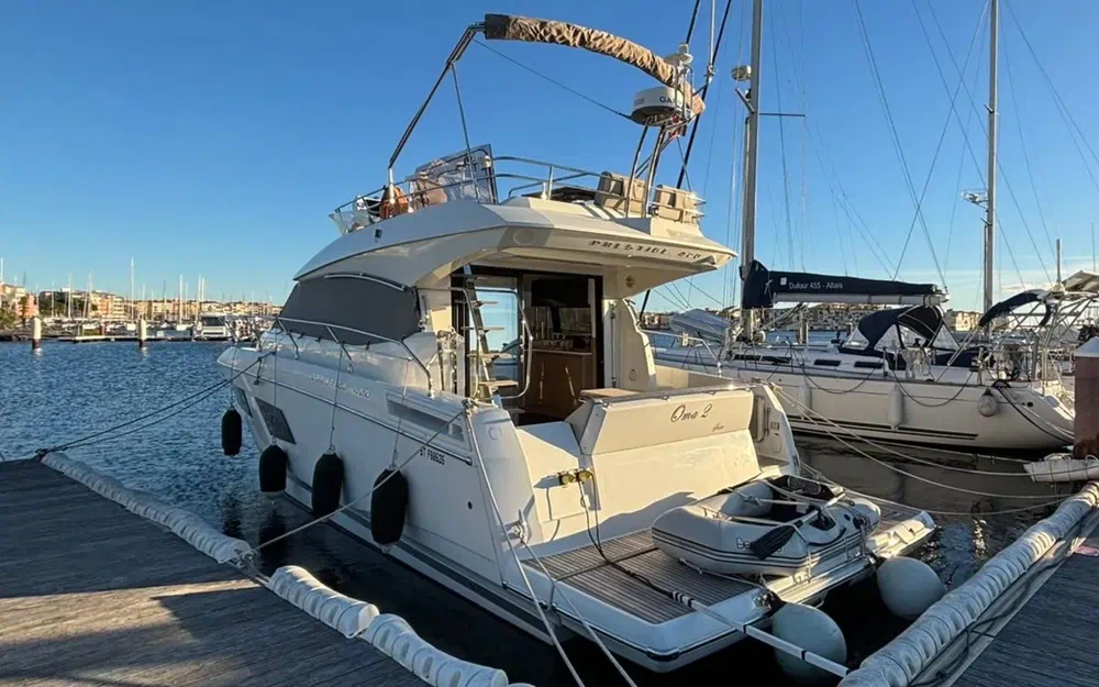 slider 8 Jeanneau Prestige 420 Fly