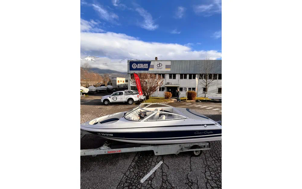 slider 0 Chris Craft 190