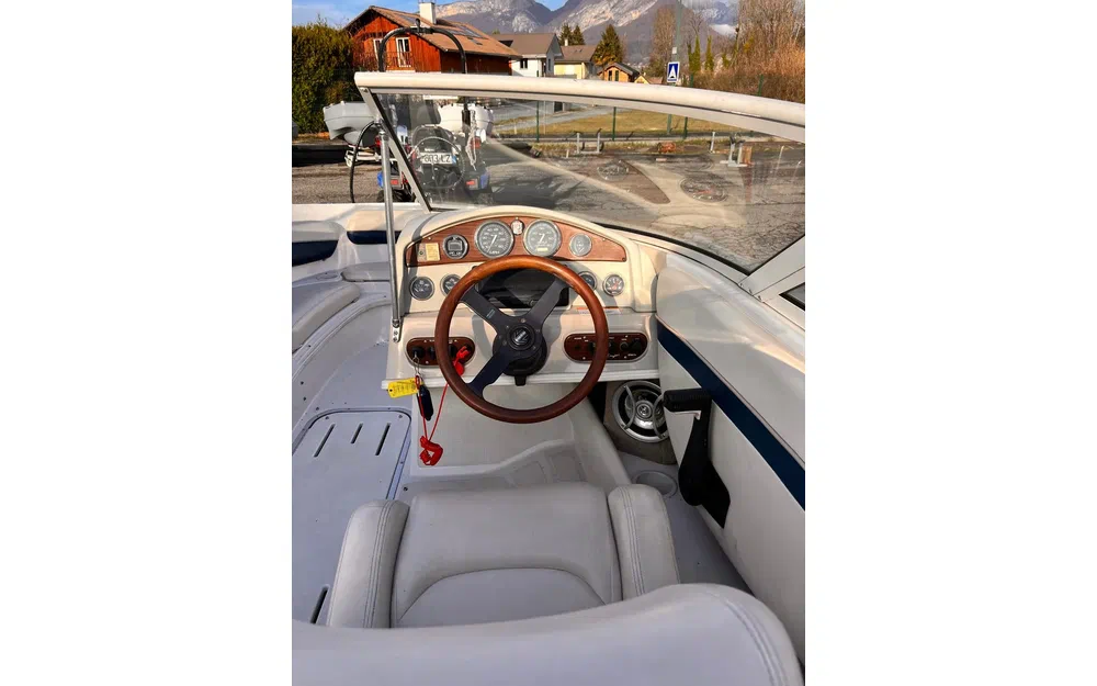 slider 6 Chris Craft 190