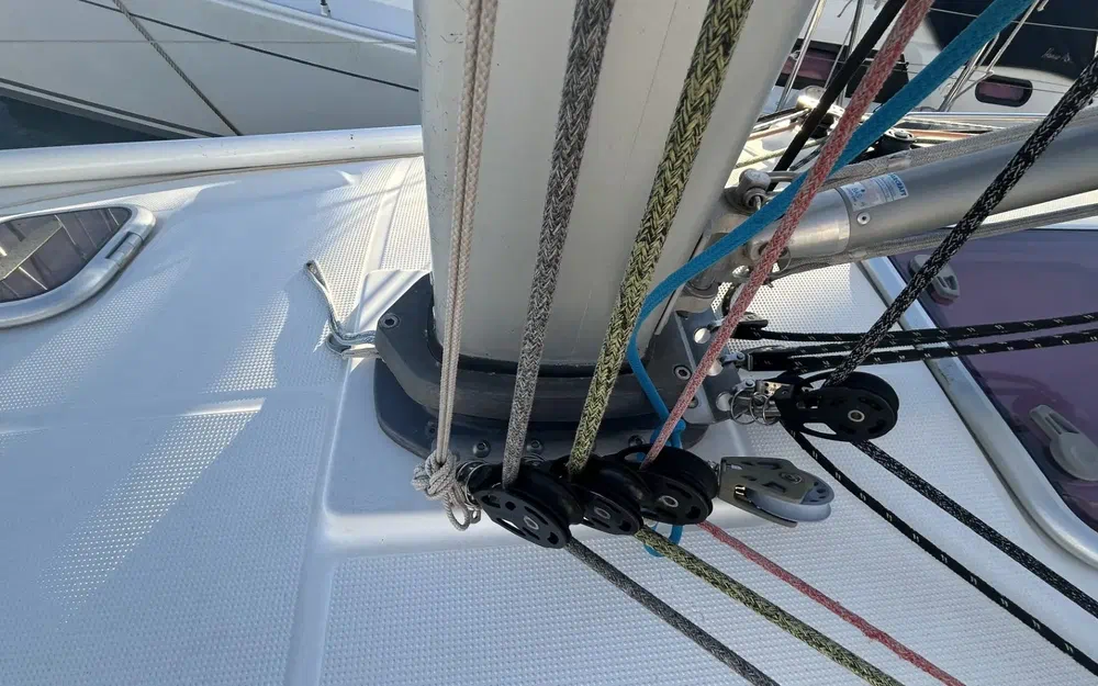 slider 12 Beneteau First 36.7