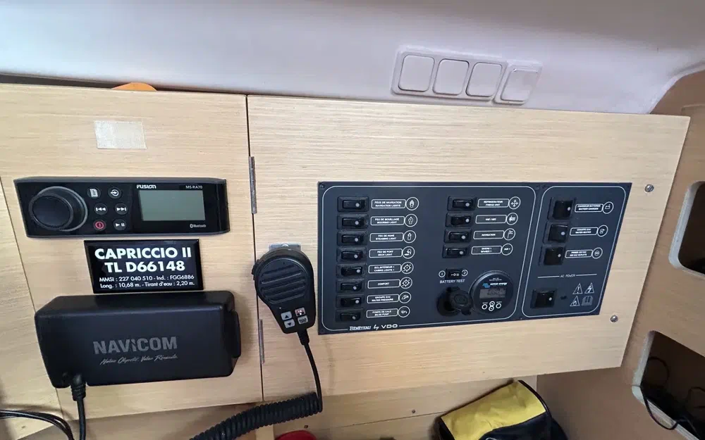 slider 17 Beneteau First 36.7