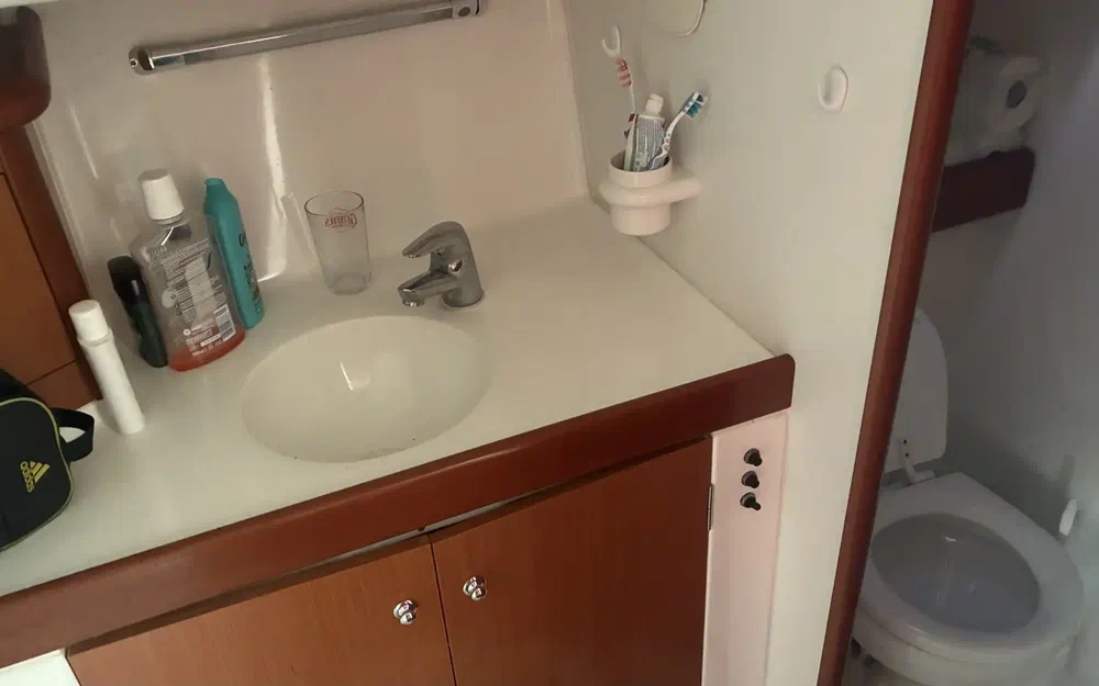 slider 6 Beneteau Antares 10.80