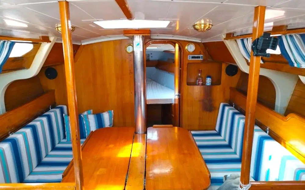 slider 4 Jeanneau Sun Shine 36