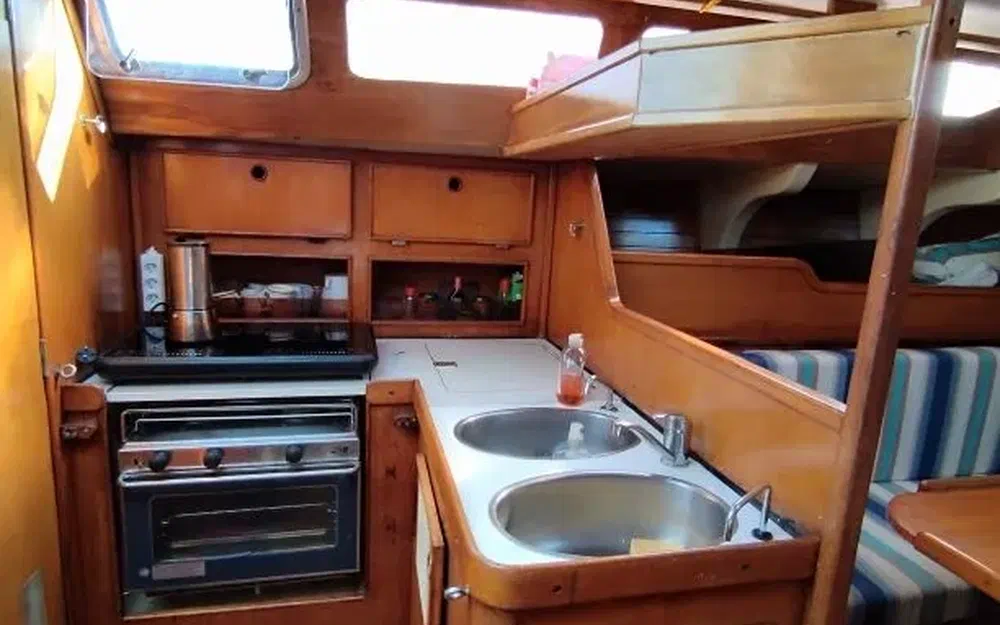 slider 6 Jeanneau Sun Shine 36