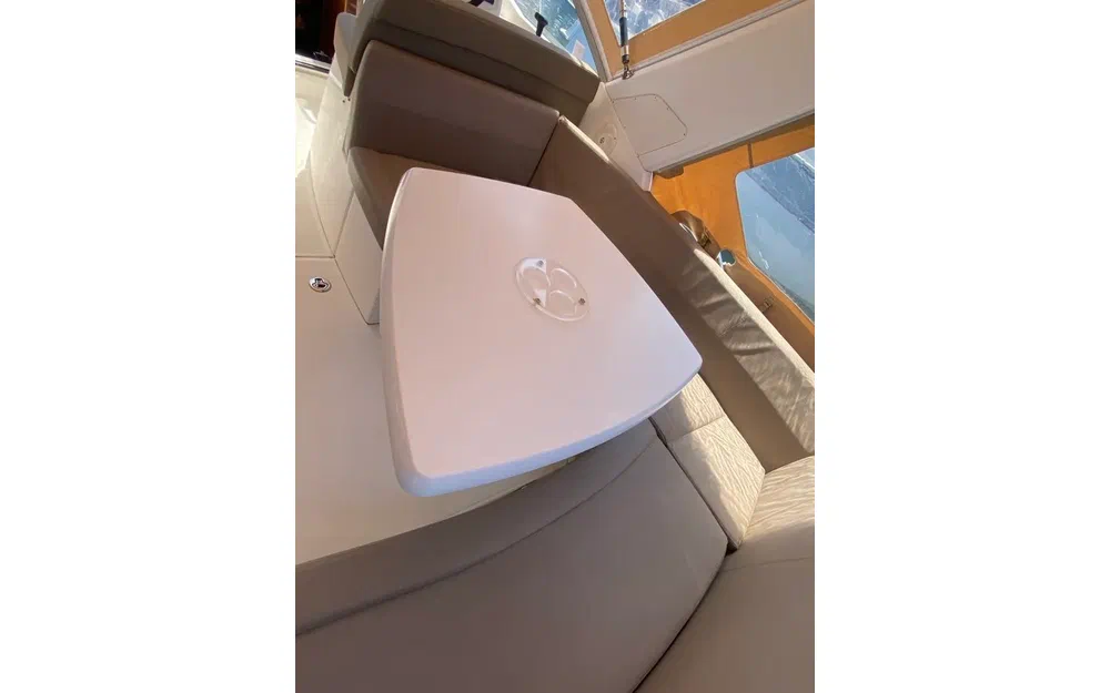 slider 16 Jeanneau Leader 8