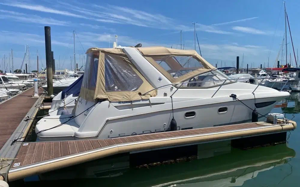 slider 23 Jeanneau Leader 8