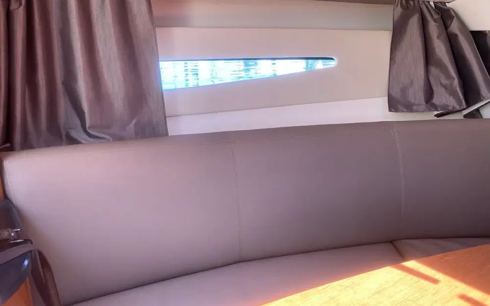 slider 27 Jeanneau Leader 8 Premiere