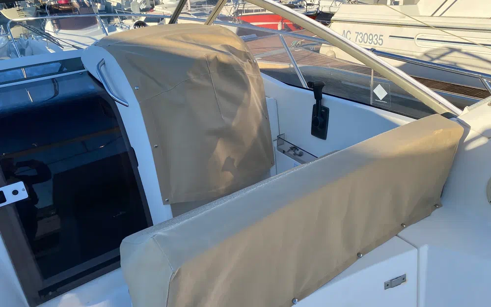 slider 3 Jeanneau Leader 8 Premiere